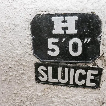 The Counting House * 惠特比